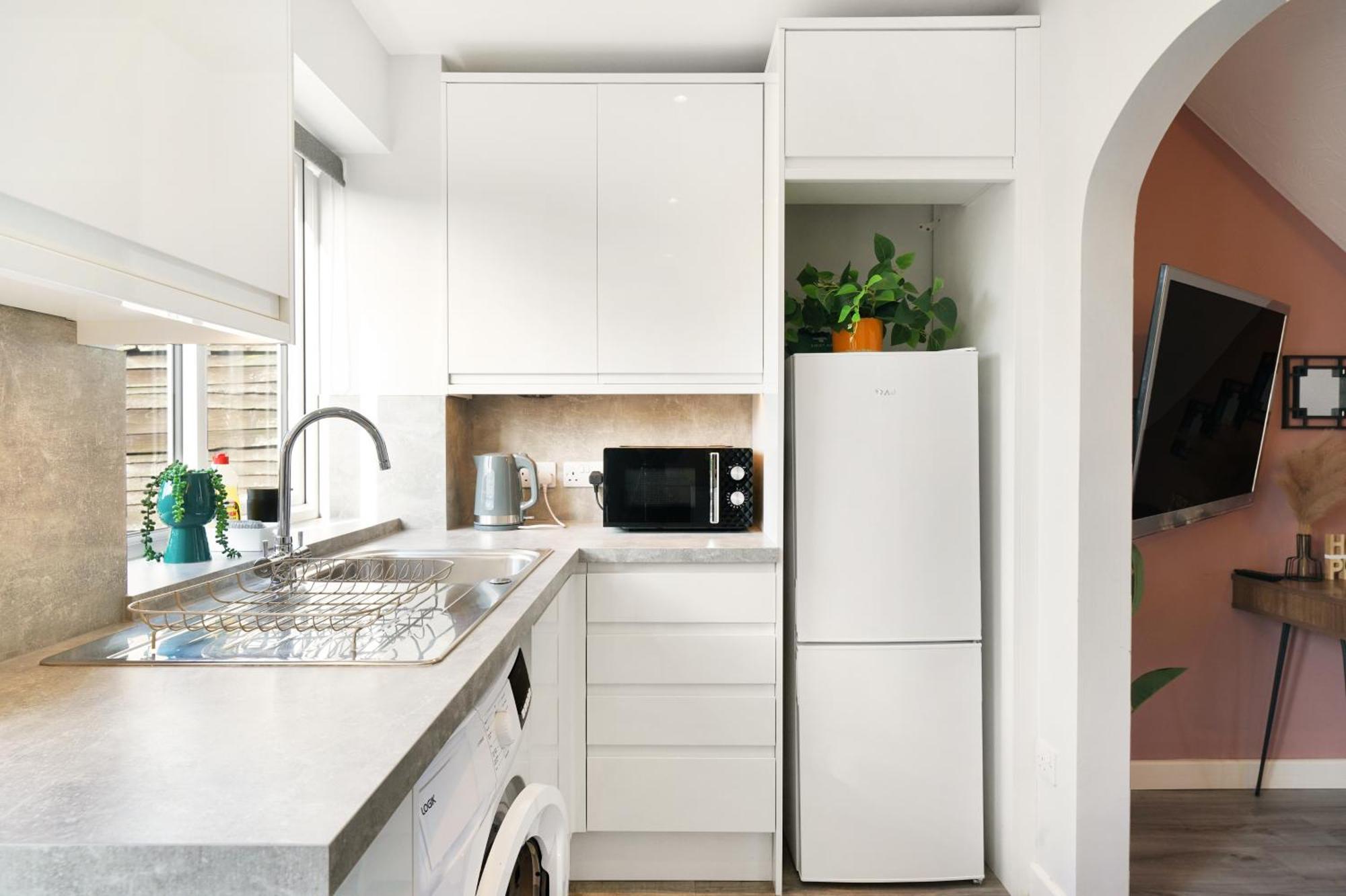 Cosy Corner In Aylesbury Near Stoke Mandeville Hospital & Town Centre With Private Parking 外观 照片