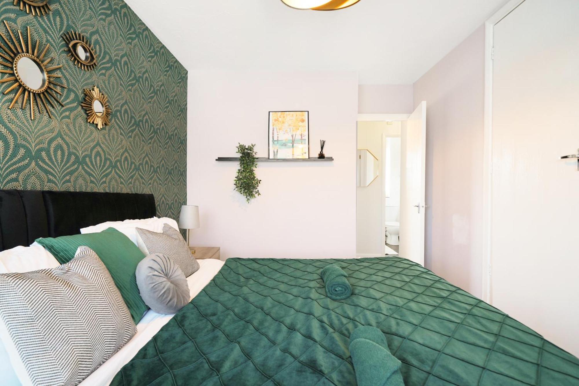 Cosy Corner In Aylesbury Near Stoke Mandeville Hospital & Town Centre With Private Parking 外观 照片