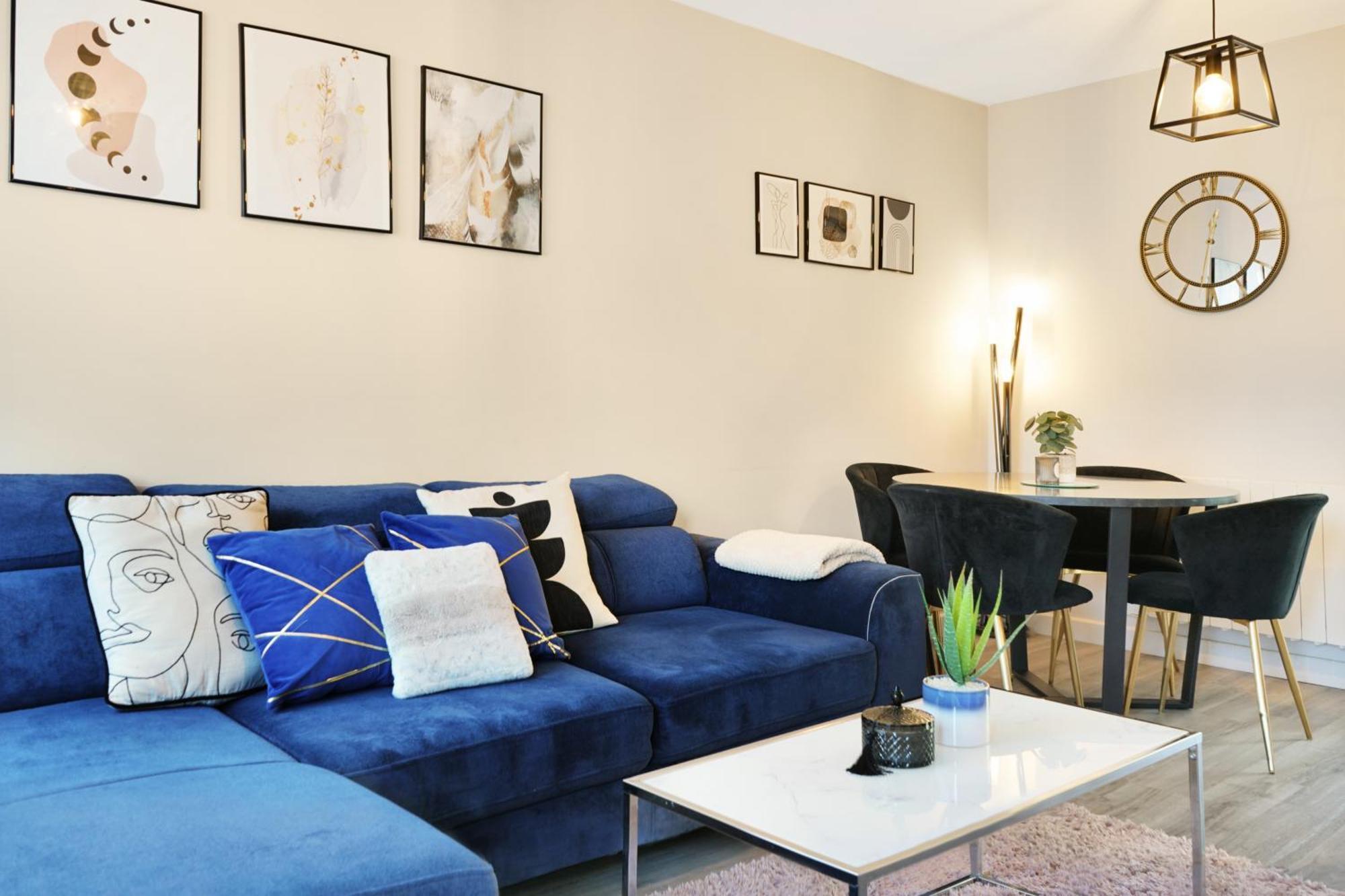 Cosy Corner In Aylesbury Near Stoke Mandeville Hospital & Town Centre With Private Parking 外观 照片